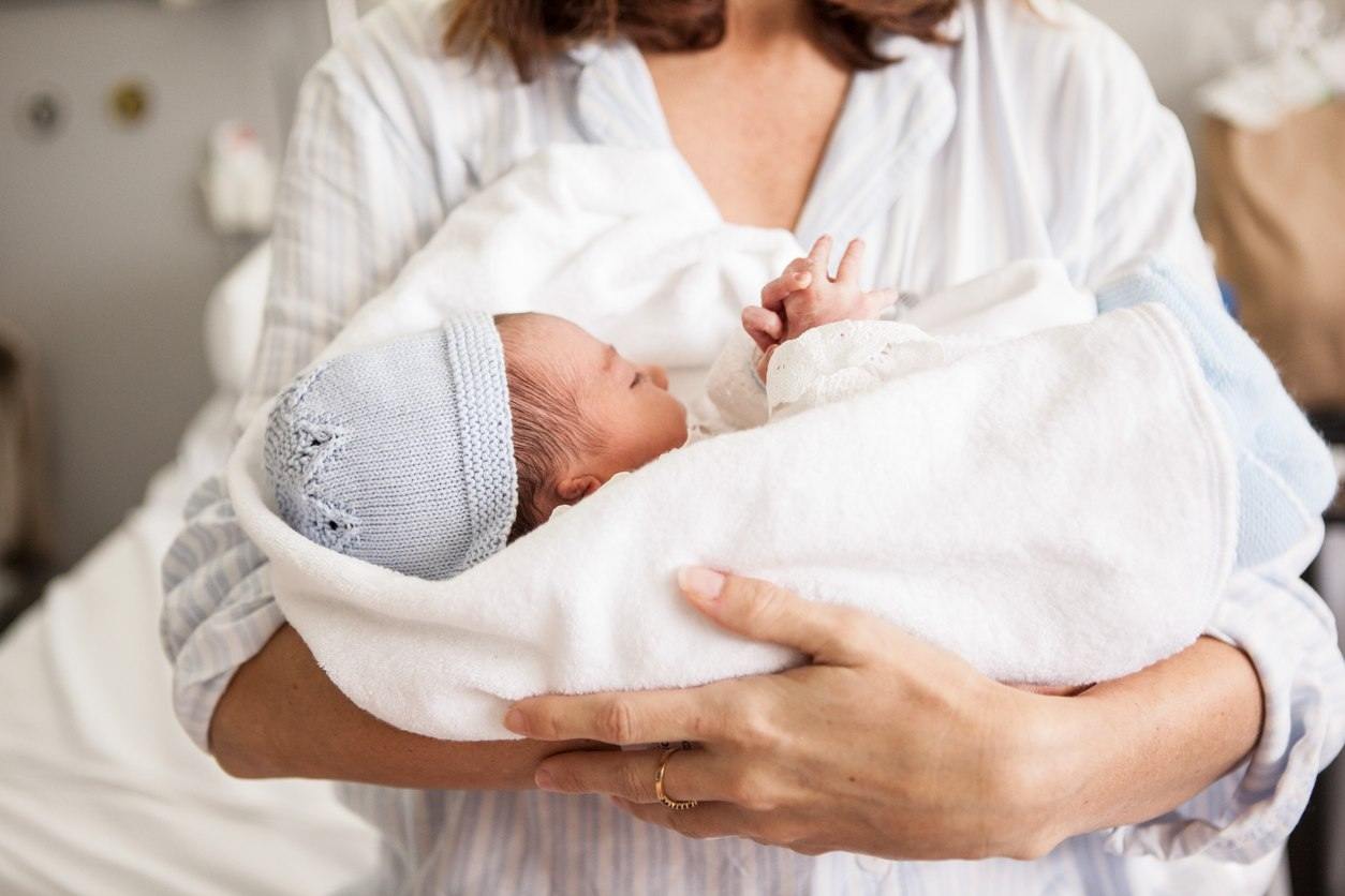 Qué trámites conlleva el nacimiento de un hijo?
