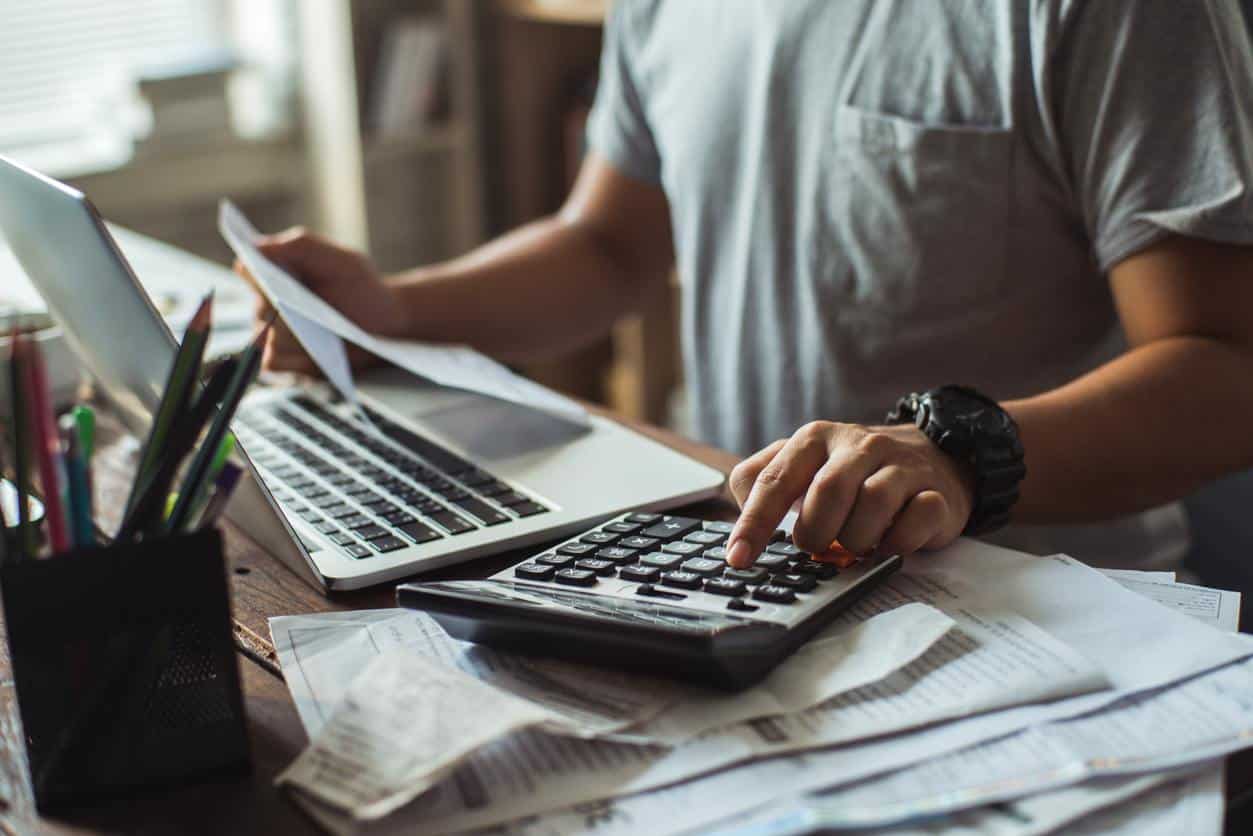 Así puedes reclamar el pago de una factura pendiente
