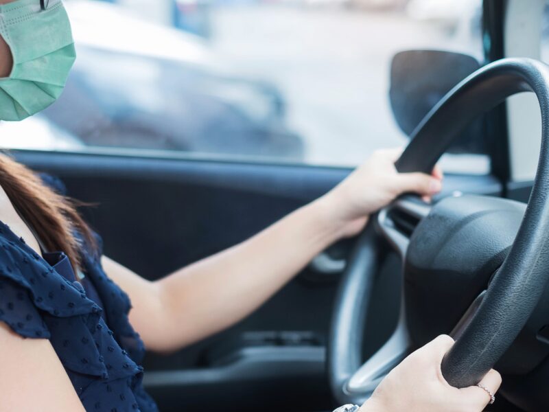 Seguro de coche a terceros qué cubre